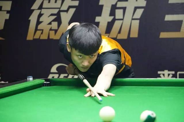 发了广泛讨 发了广泛讨