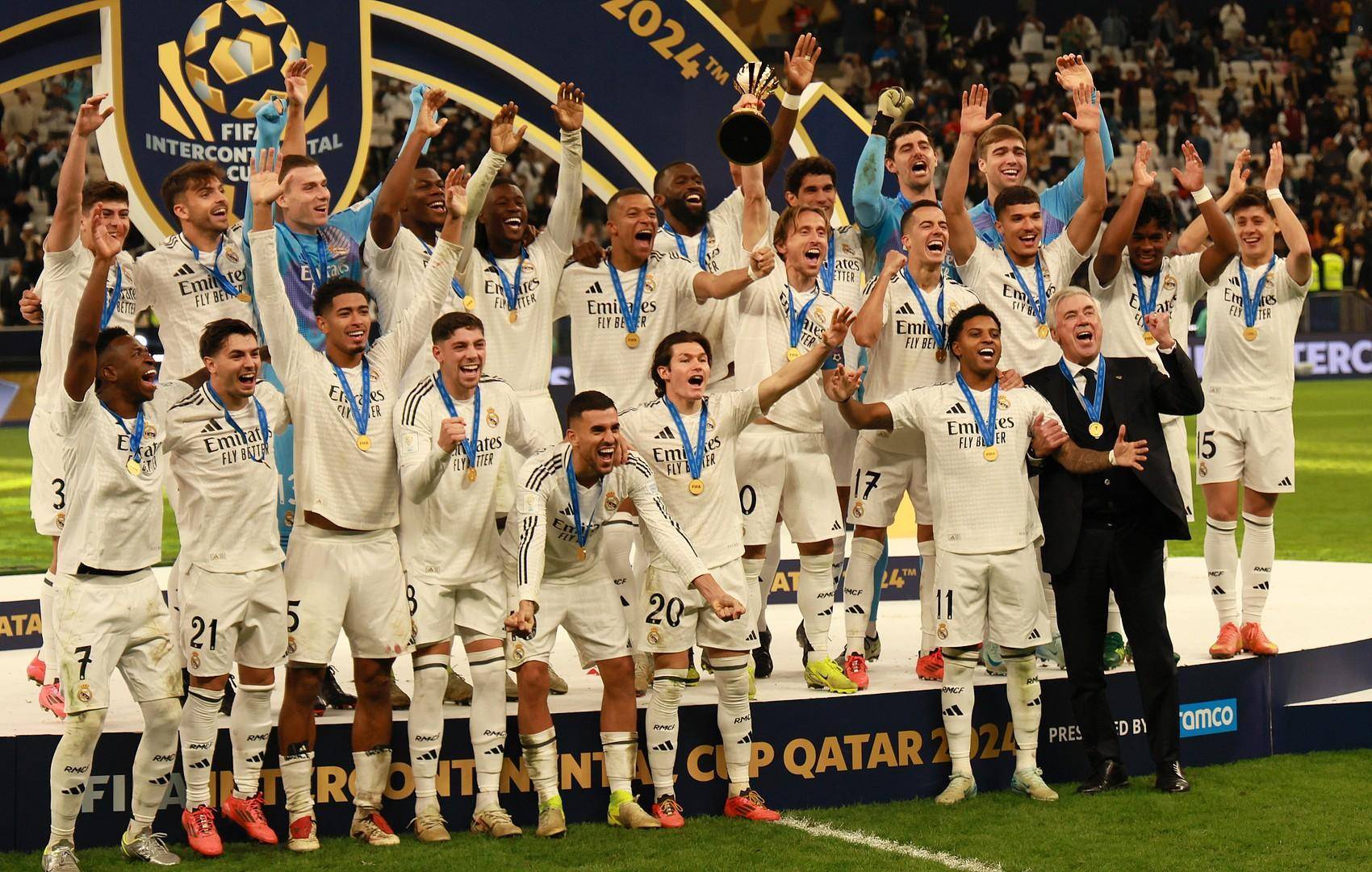 球员与后勤 球员与后勤